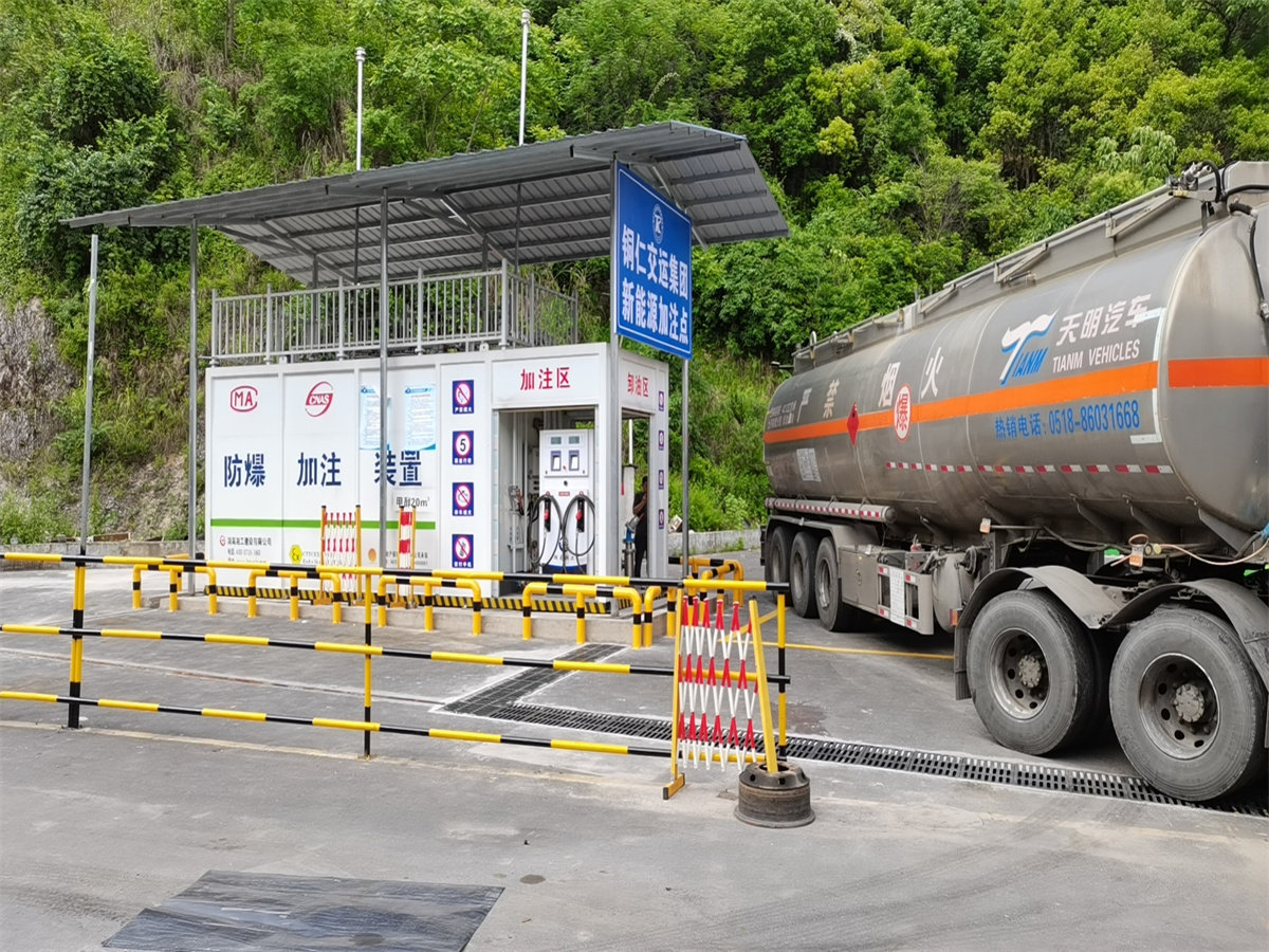 撬裝加油站_阻隔防爆材料_網架加工